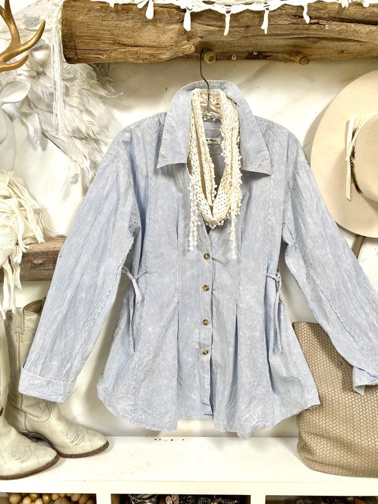 Free People Marten Oxford Stripe tie dye rustic vibe blouse w Tie-Back - Picture 5 of 14